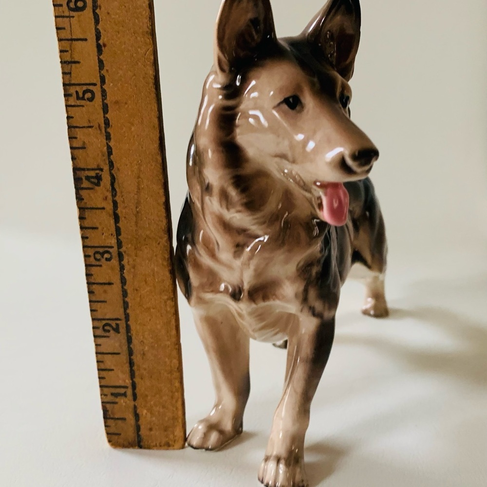 Vintage porcelain dog figurines from Japan - Picture 6 of 12